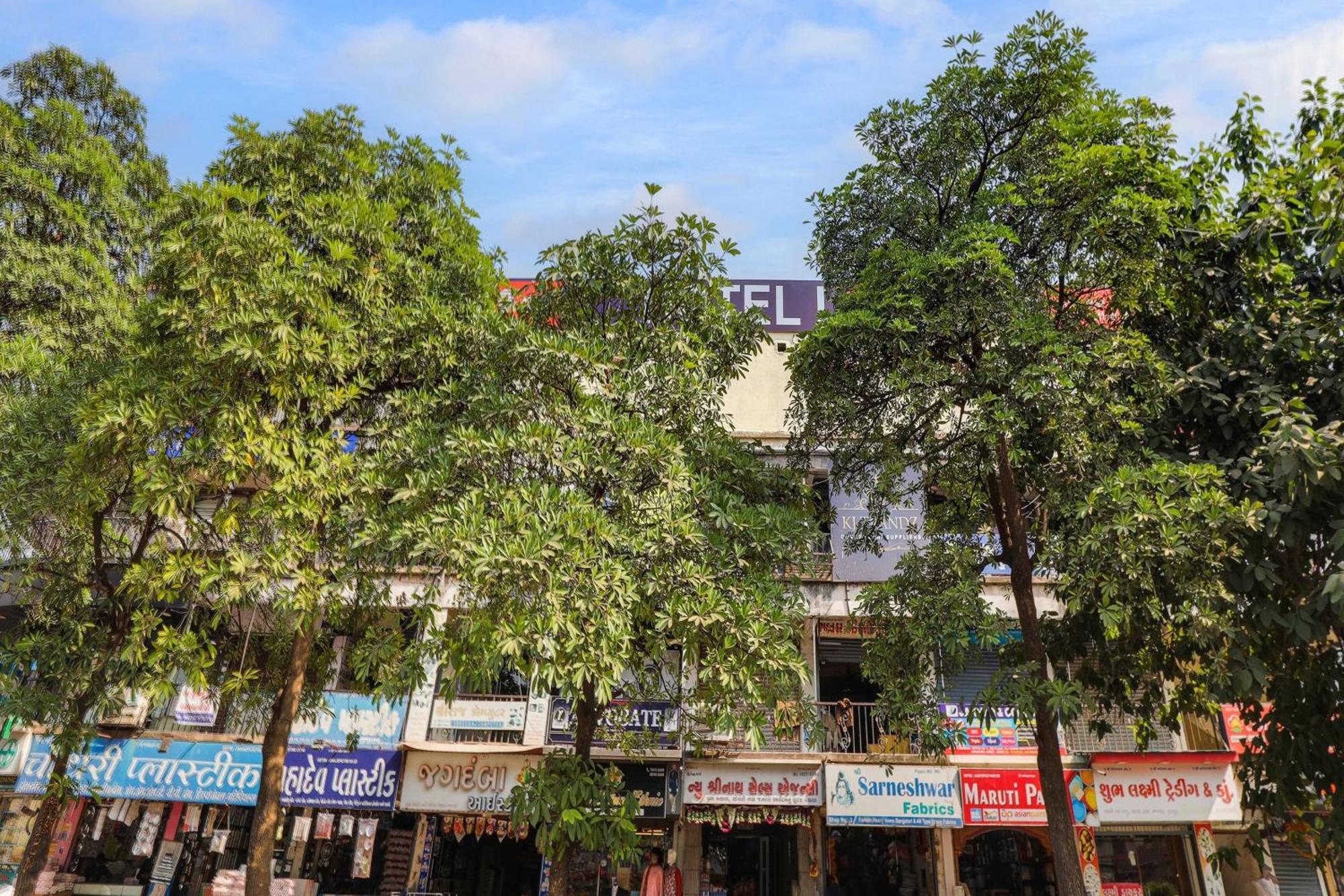 Hotel O Lotus Surat Exterior photo